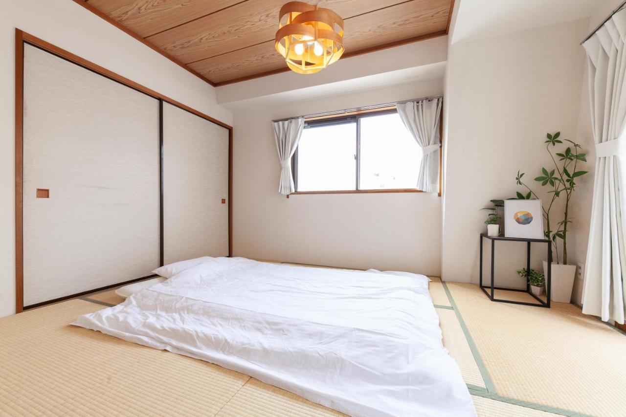Second Hojo Building Apartment